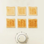 Breakfast Station 4-in-1: 2-Slice Toaster, Sandwich Maker, Egg Cooker & Coffee Warther for Quick Morning Meals - Image 5